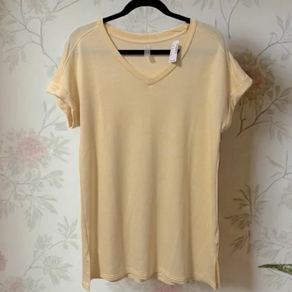 NWT HYBA (M) Tunic Ultra-Soft Activewear Stretch Rolled Sleeves Yellow - Medium - Picture 9 of 9